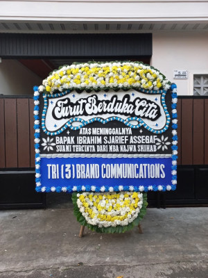 Papan Bunga Duka di Sanggau Ledo